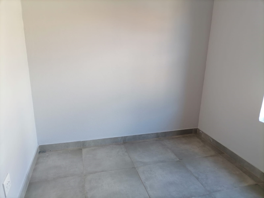 To Let 3 Bedroom Property for Rent in Waterval East North West
